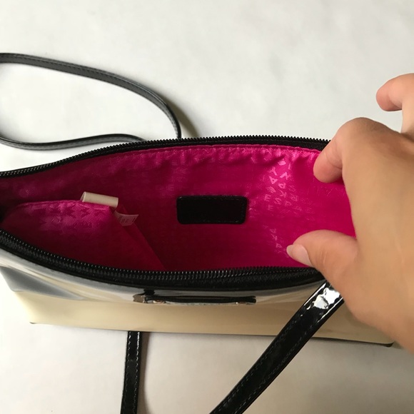 ♠️Kate spade cross body bag♠️ - Picture 3 of 8
